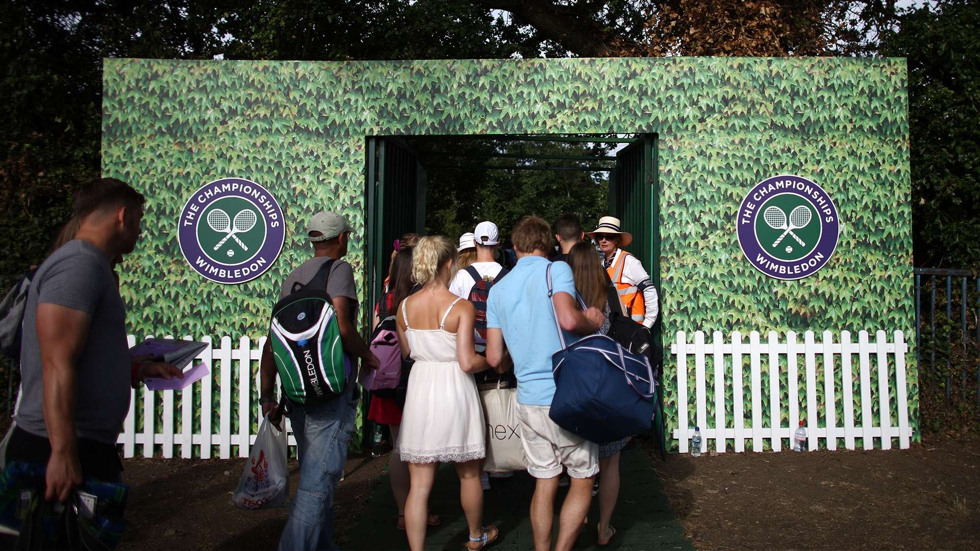 员展现自我 员展现自我